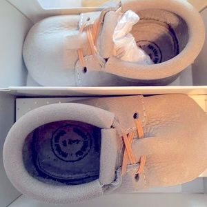 BNIB Freshly Picked Mini Sole Moccasins